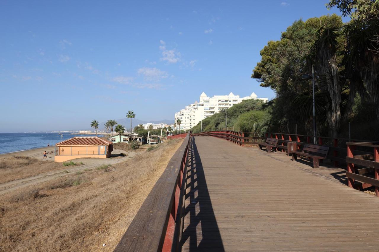 Lujo En Banana Beach Primera Linea De Playa Marbella Zewnętrze zdjęcie